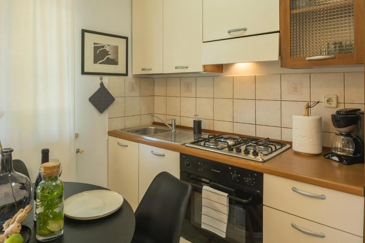 Apartment Ferienwohnung Ladonja Poreč