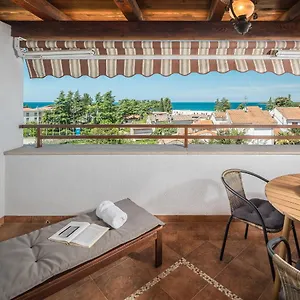  Apartment Spadici