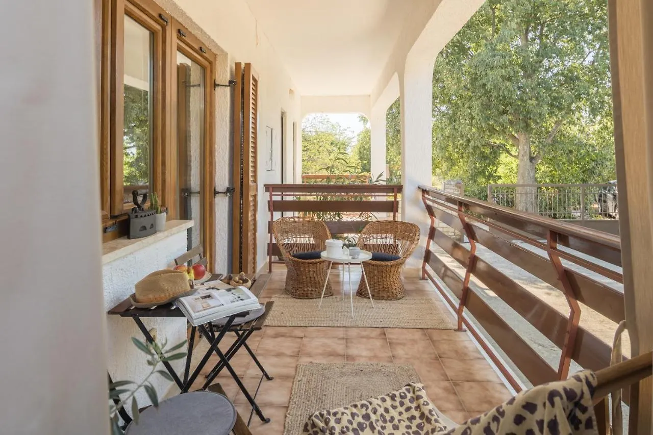 Ladonja Apartment Porec