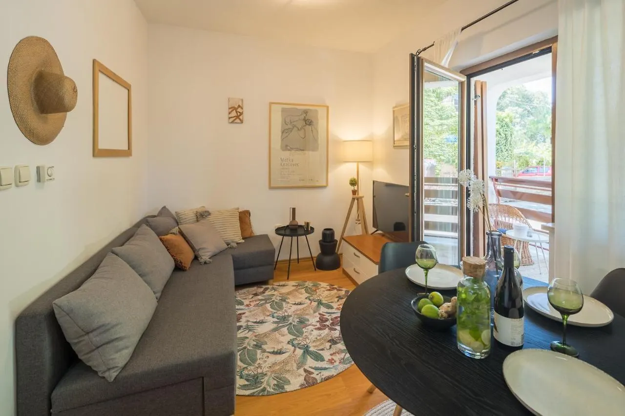 Ladonja Apartment Porec 0*,  Croatia