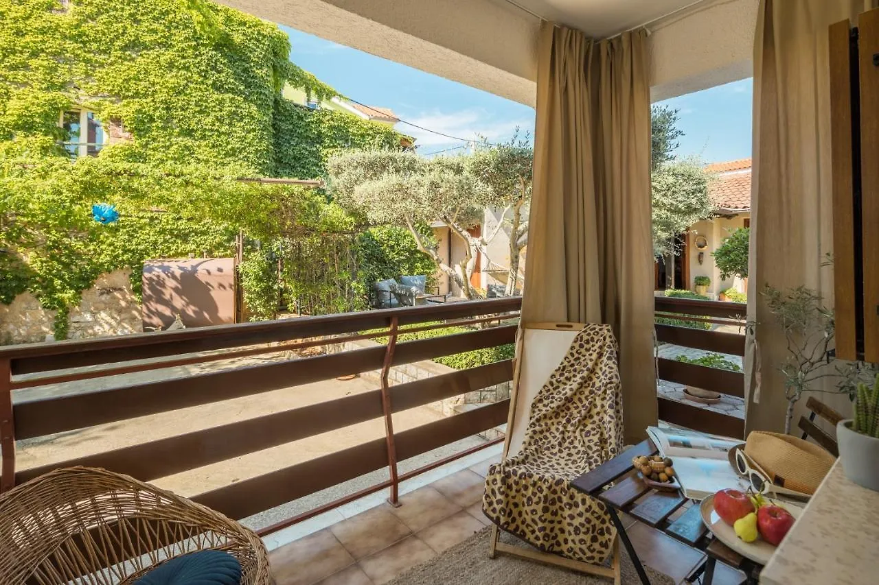 Ladonja Apartment Porec
